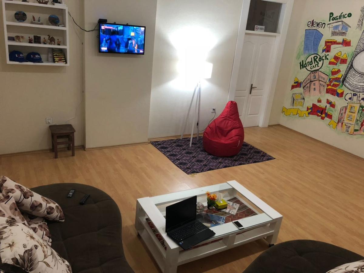 Capital Hostel Baku Bagian luar foto